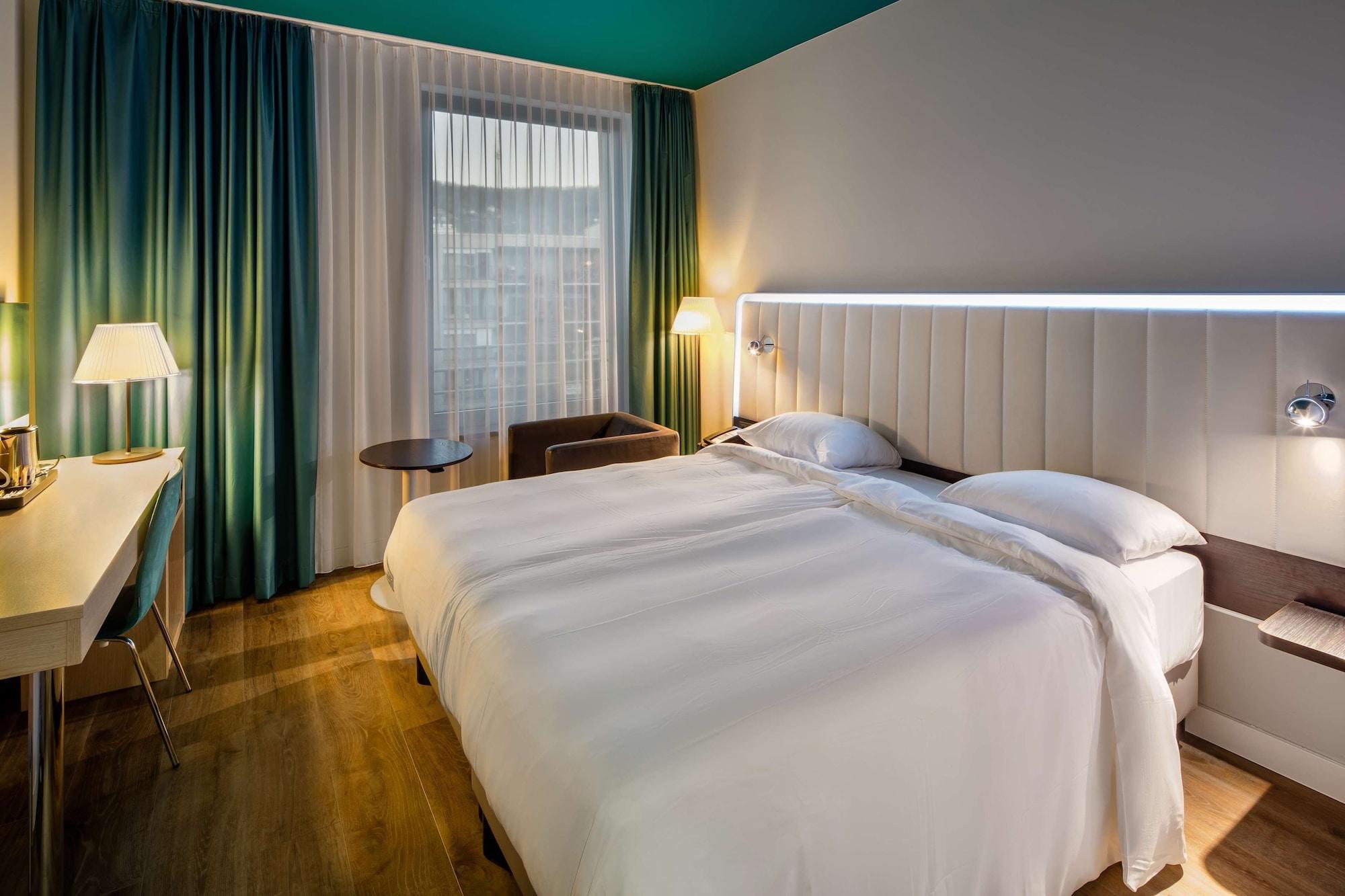 Park Inn By Radisson Stoccarda Esterno foto