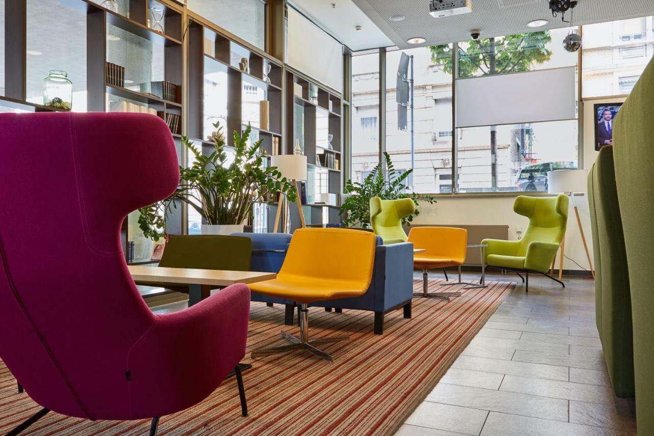 Park Inn By Radisson Stoccarda Esterno foto